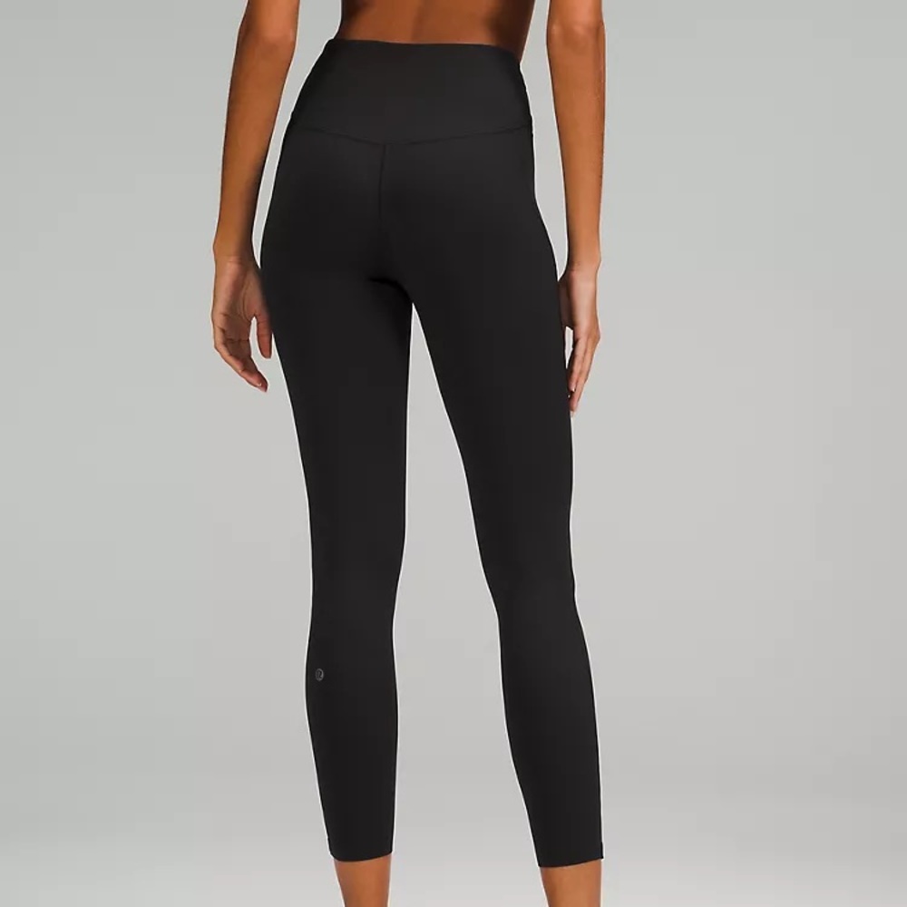 NWT Lululemon Base Pace High-Rise Running Tight - Picture 3 of 6